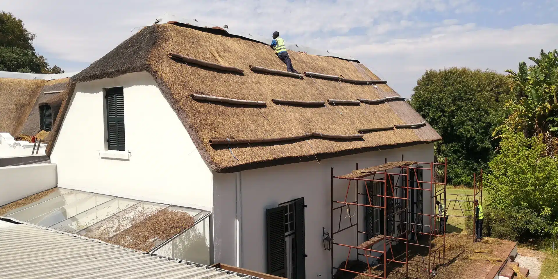 traditional thatch roofs cape town roofing and construction groote schuur estate